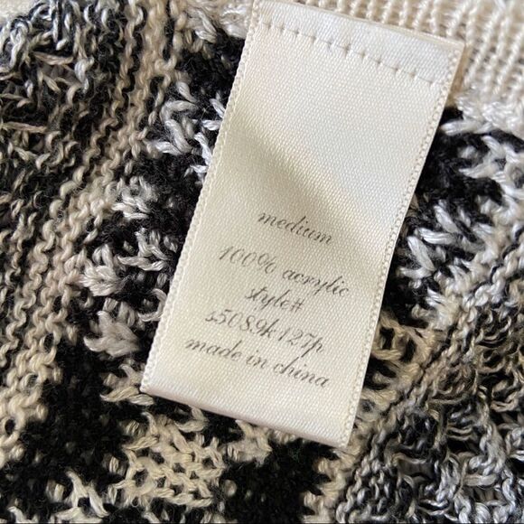 Alya Francesca’s Aztec swing cardigan sweater - Picture 4 of 4